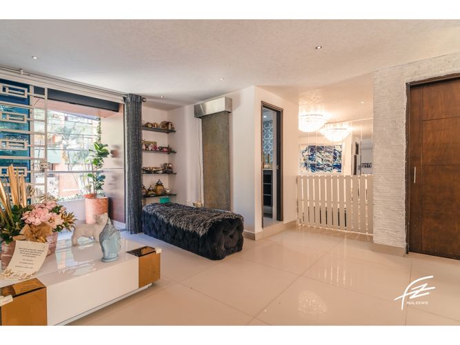 Casa de 4 alcobas en venta en Laureles, Medellín, 440 m² · foto 13 de 24