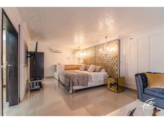 Casa de 4 alcobas en venta en Laureles, Medellín, 440 m² · foto 14 de 24