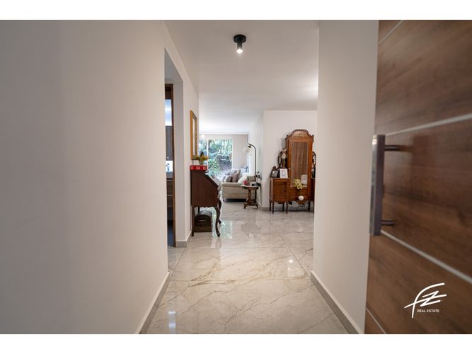 Apartamento de 4 alcobas en venta en El Poblado, Medellín, 201 m² · foto 4 de 24