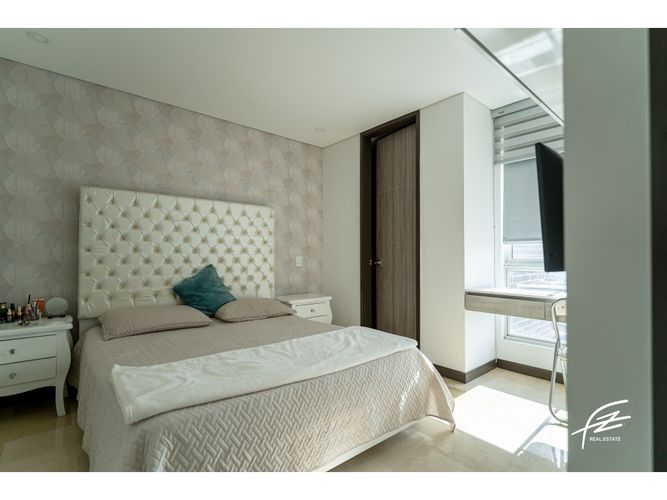 Apartamento en venta en El Poblado, Medellín · foto 4 de 20