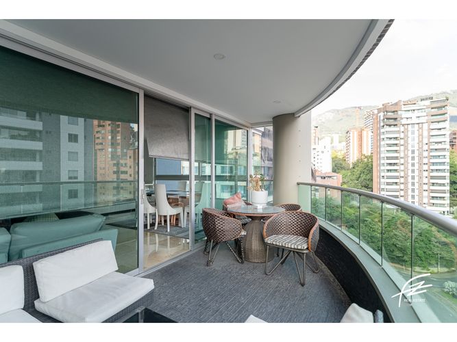 Apartamento en venta en El Poblado, Medellín · foto 8 de 20