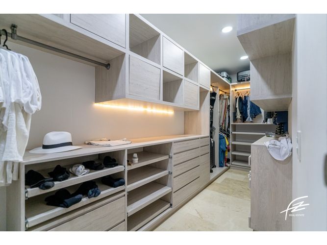 Apartamento en venta en El Poblado, Medellín · foto 9 de 20