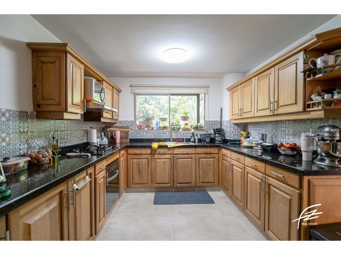 Apartamento de 4 alcobas en venta en El Poblado, Medellín, 201 m² · foto 11 de 24