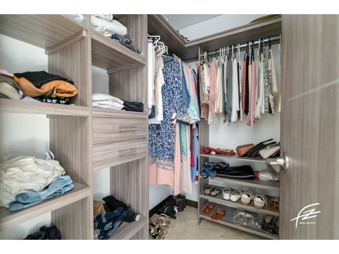 Apartamento en venta en El Poblado, Medellín · foto 11 de 20