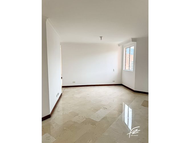 Apartamento de 3 alcobas en venta en Florida Nueva, Medellín, 180 m² · foto 23 de 24