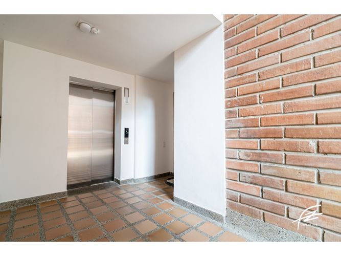 Apartamento de 4 alcobas en venta en El Poblado, Medellín, 201 m² · foto 22 de 24