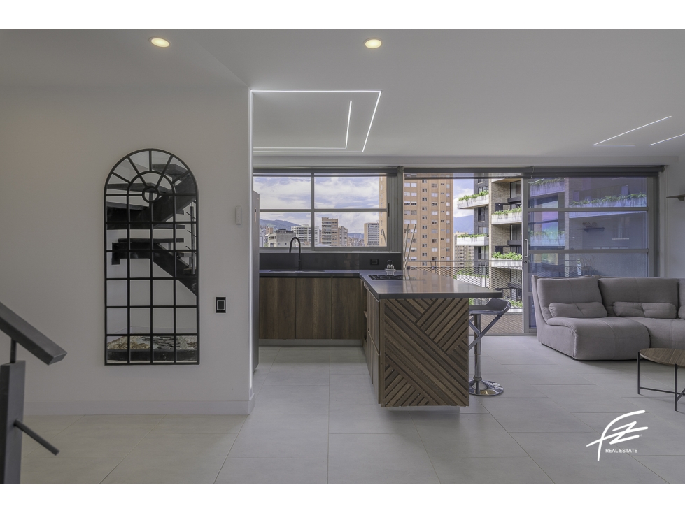 Apartamento en venta en El Poblado, Medellín · foto 3 de 12