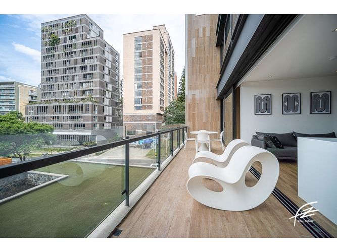 Apartamento en venta en El Poblado, Medellín · foto 6 de 23