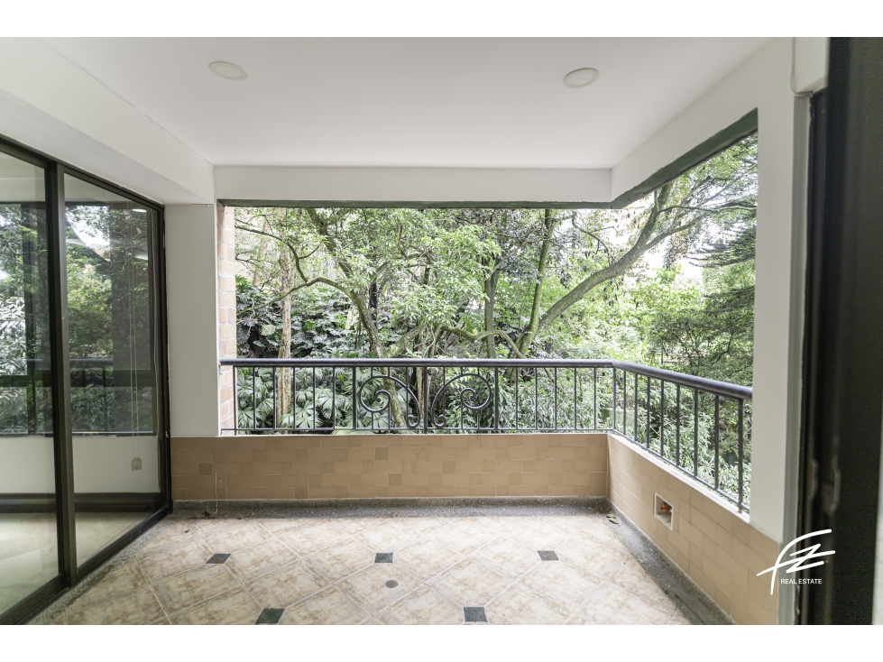 Apartamento en venta en El Poblado, Medellín · foto 4 de 24