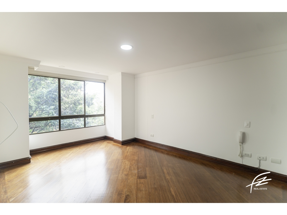 Apartamento en venta en El Poblado, Medellín · foto 8 de 24