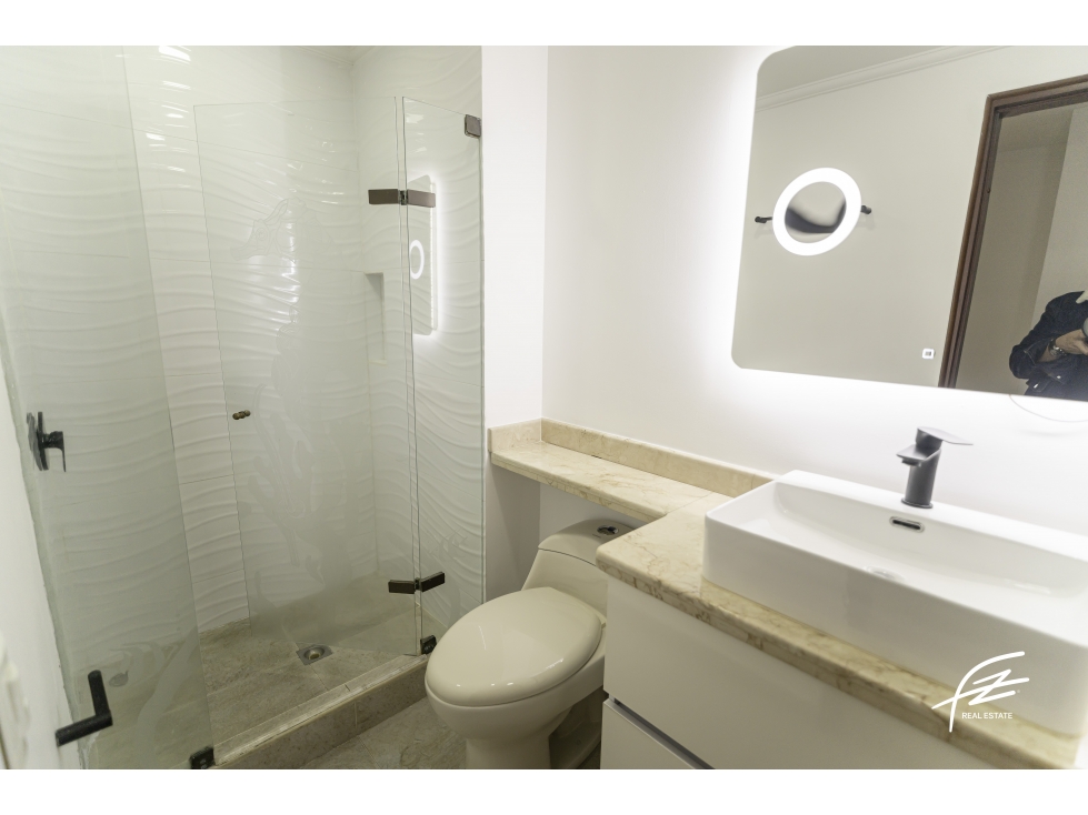 Apartamento en venta en El Poblado, Medellín · foto 13 de 24