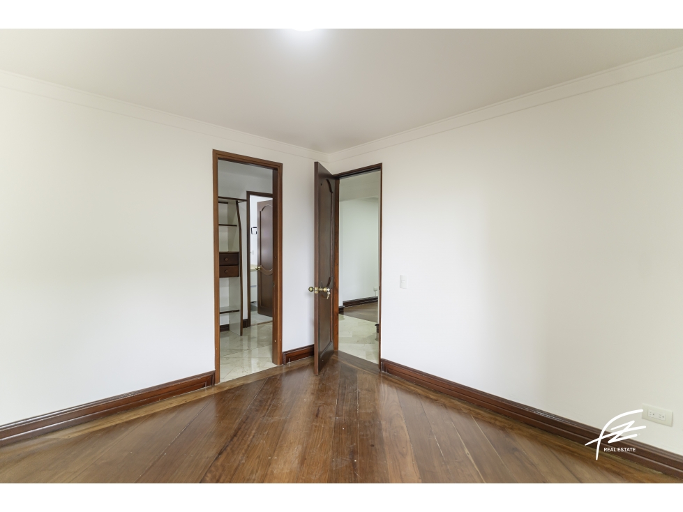 Apartamento en venta en El Poblado, Medellín · foto 15 de 24