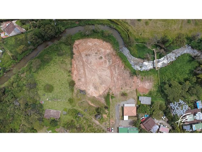 Lote en venta en Guarne, 1200 m² · foto 2 de 11