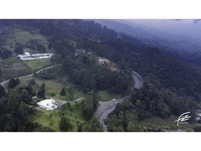 Lote en venta en Las Palmas, Medellín, 2442 m² · foto 6 de 10