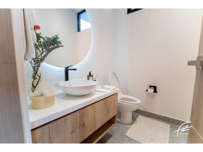 Casa de 3 alcobas en venta en El Retiro, 358 m² · foto 3 de 24