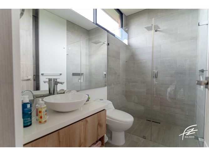 Casa de 3 alcobas en venta en El Retiro, 358 m² · foto 4 de 24