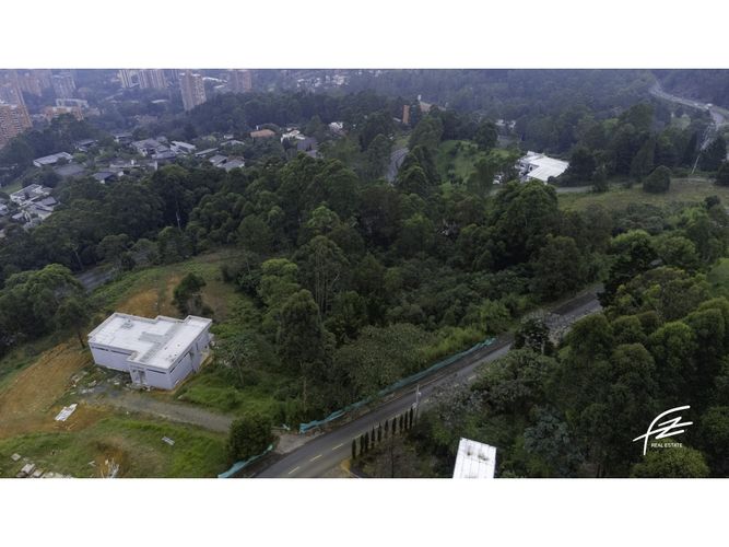 Lote en venta en Las Palmas, Medellín, 2442 m² · foto 10 de 10