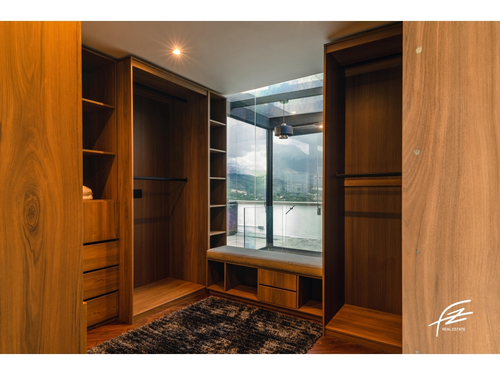 Apartamento en venta en El Poblado, Medellín · foto 12 de 22