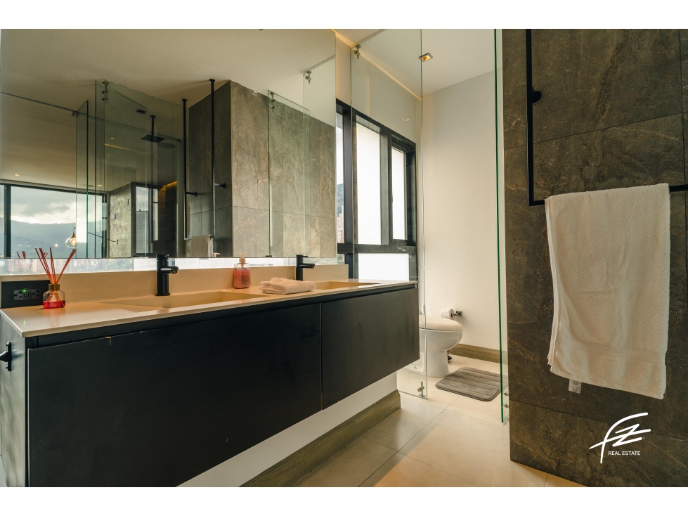 Apartamento en venta en El Poblado, Medellín · foto 14 de 22