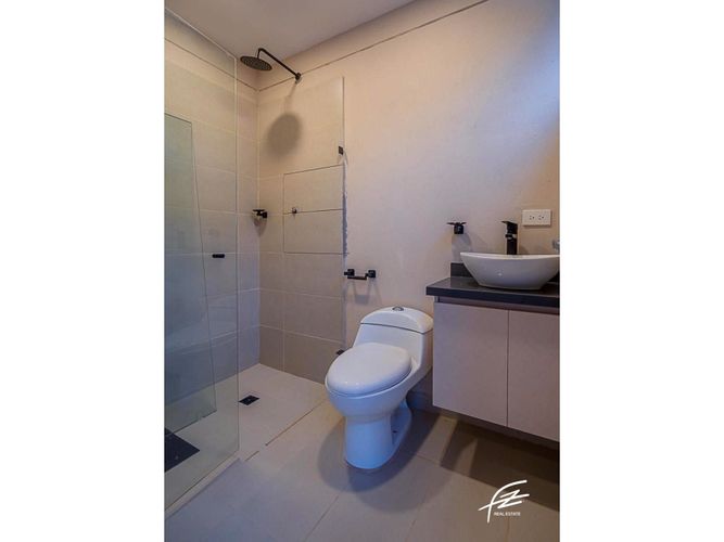 Finca en venta en Sajonia, Rionegro, 235 m² · foto 6 de 24