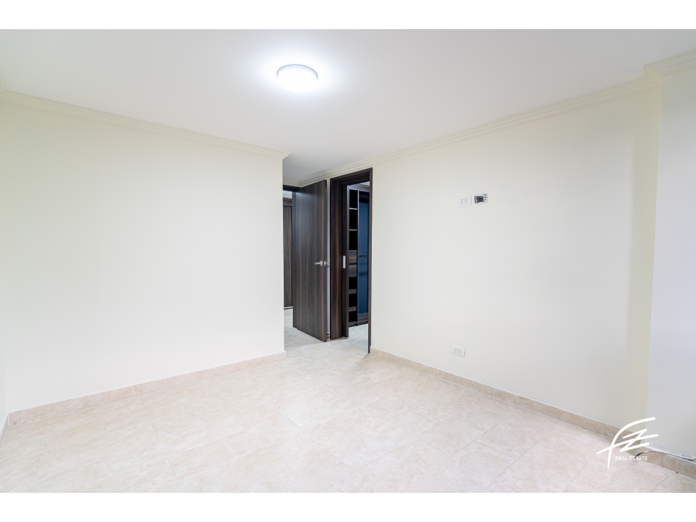 Apartment for sale in El Poblado, Medellín 2