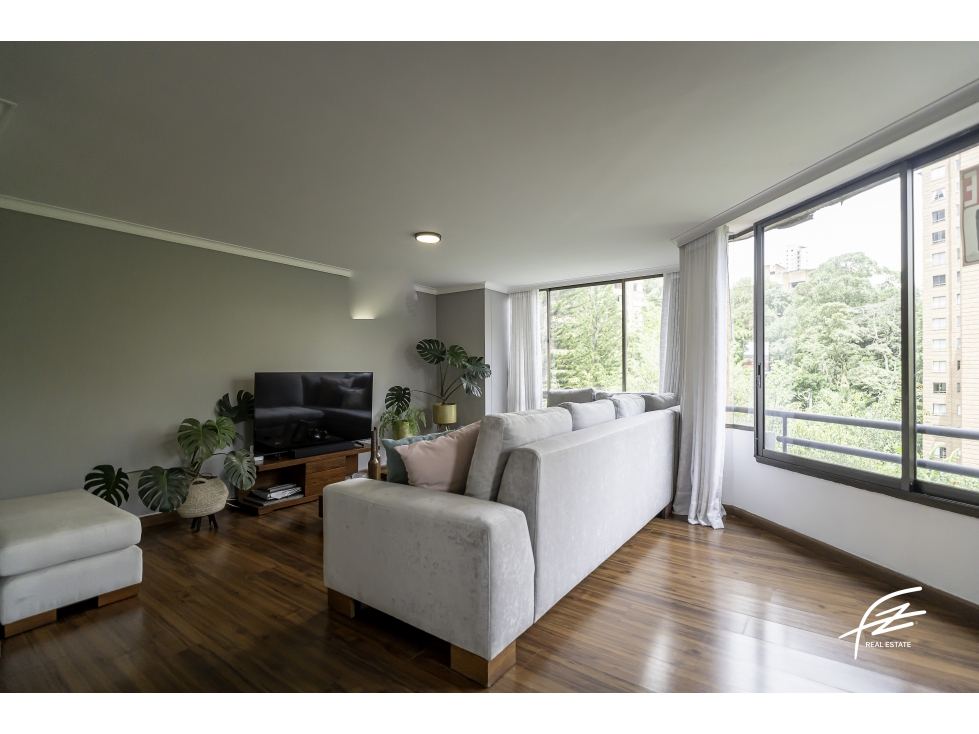 Apartamento en venta en El Poblado, Medellín 3