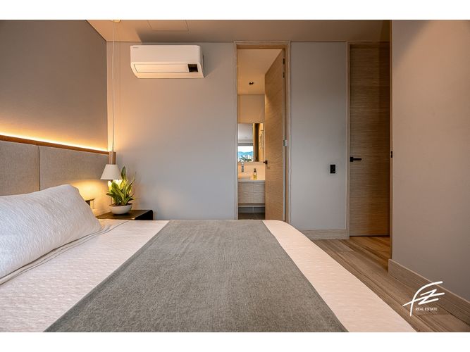 Apartamento de 3 alcobas en venta en El Poblado, Medellín, 140 m² · foto 5 de 24