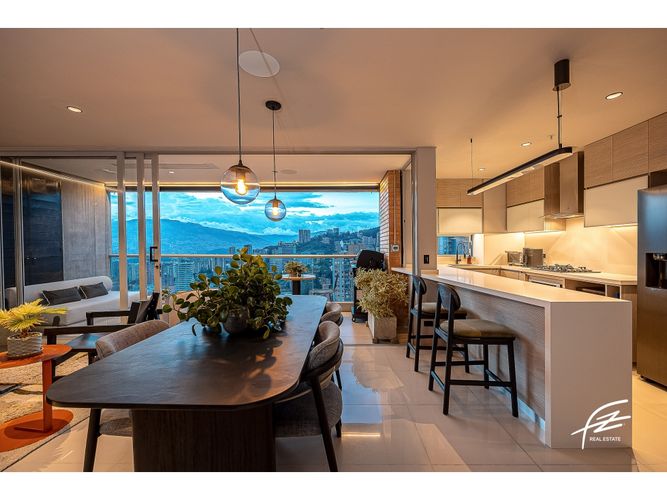 Apartamento de 3 alcobas en venta en El Poblado, Medellín, 140 m² · foto 7 de 24