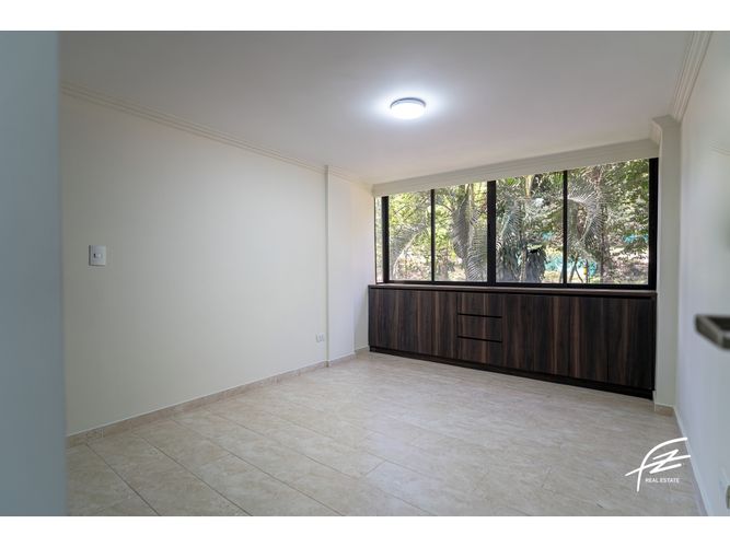 Apartamento de 3 alcobas en venta en El Poblado, Medellín, 114 m² · foto 8 de 18