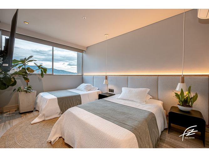 Apartamento de 3 alcobas en venta en El Poblado, Medellín, 140 m² · foto 9 de 24