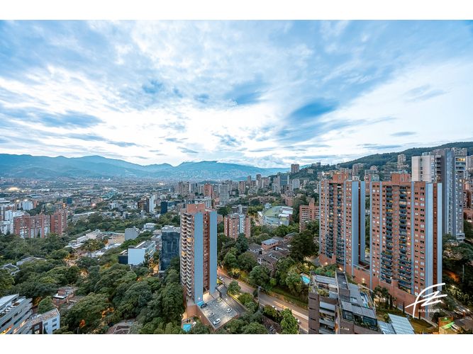 Apartamento de 3 alcobas en venta en El Poblado, Medellín, 140 m² · foto 11 de 24