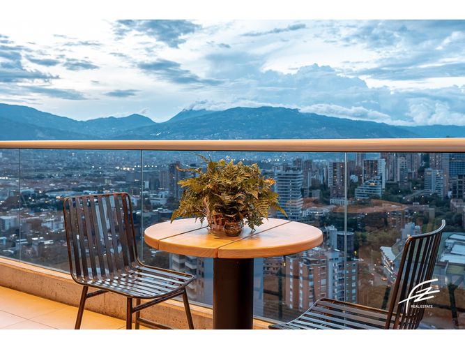 Apartamento de 3 alcobas en venta en El Poblado, Medellín, 140 m² · foto 13 de 24