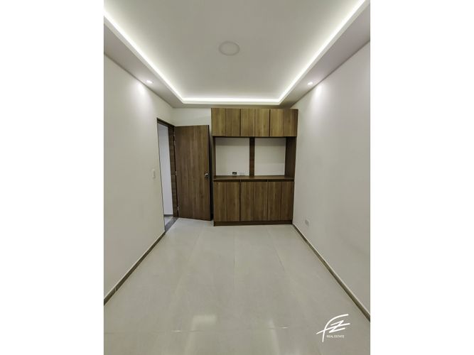 Edificio en venta en Colombia, Manizales, 1860 m² · foto 17 de 24