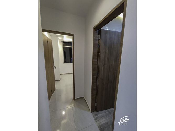 Edificio en venta en Colombia, Manizales, 1860 m² · foto 21 de 24