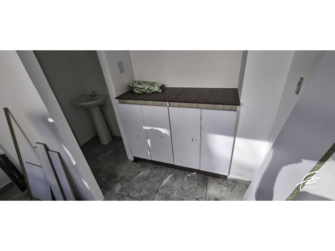 Edificio en venta en Colombia, Manizales, 1860 m² · foto 24 de 24