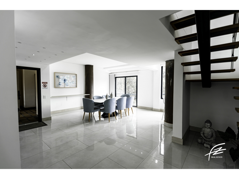 Apartamento en venta en El Poblado, Medellín 3