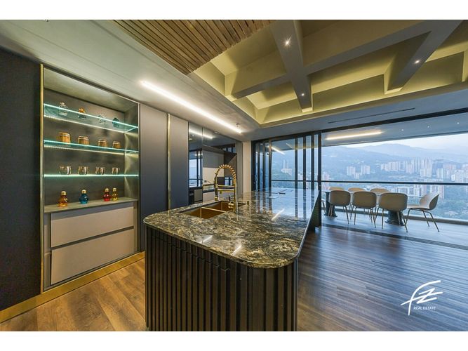 Apartamento en venta en El Poblado, Medellín · foto 10 de 24