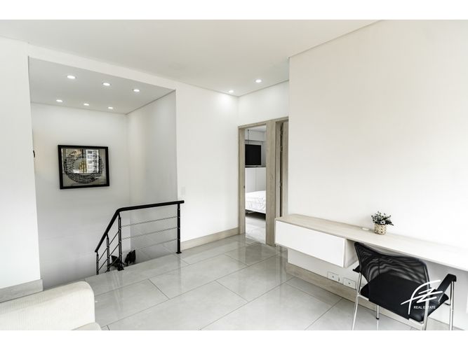 Apartamento de 3 alcobas en venta en El Poblado, Medellín, 245 m² · foto 10 de 22