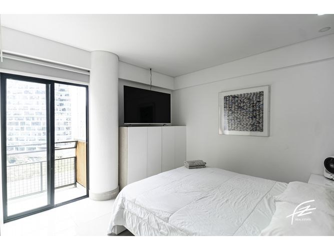 Apartamento de 3 alcobas en venta en El Poblado, Medellín, 245 m² · foto 11 de 22