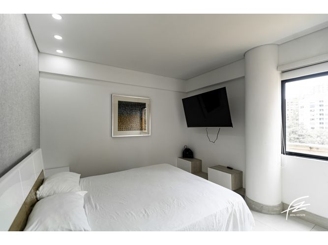 Apartamento de 3 alcobas en venta en El Poblado, Medellín, 245 m² · foto 15 de 22