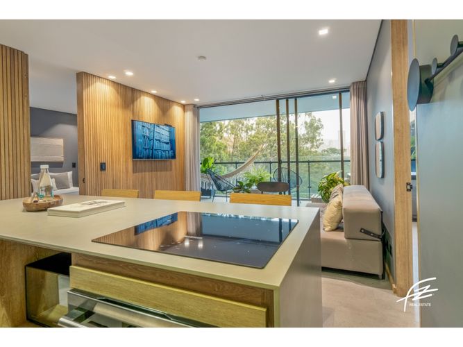 Apartamento de 2 alcobas en venta en El Poblado, Medellín, 90 m² · foto 7 de 15