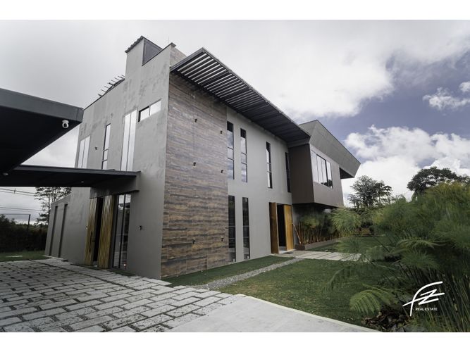 Casa de 4 alcobas en venta en Las Palmas, Envigado, 800 m² · foto 4 de 24