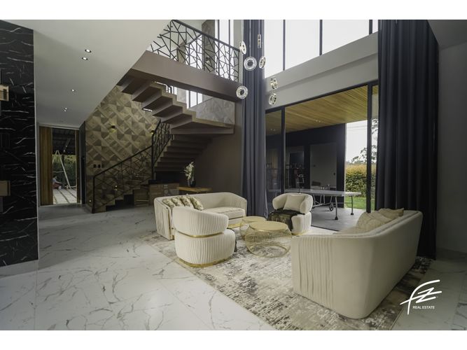 Casa de 4 alcobas en venta en Las Palmas, Envigado, 800 m² · foto 6 de 24