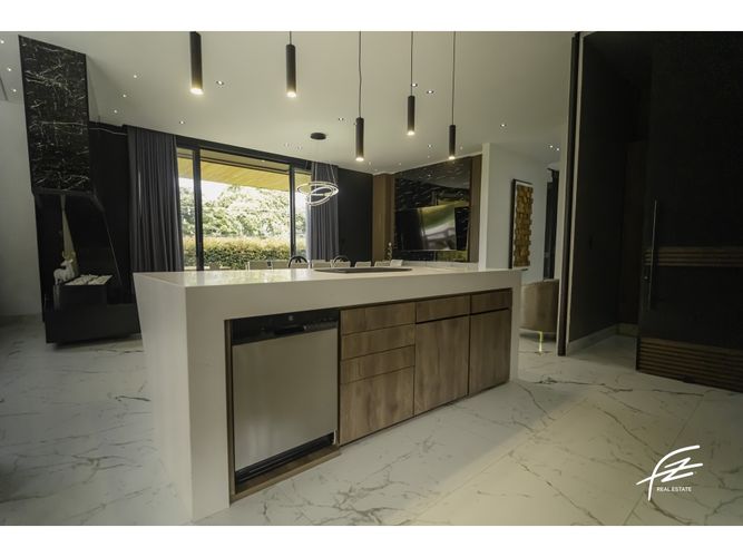 Casa de 4 alcobas en venta en Las Palmas, Envigado, 800 m² · foto 13 de 24