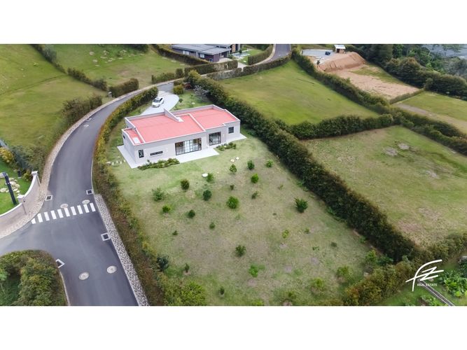 Casa de 2 alcobas en venta en Llano Grande, Rionegro, 1918 m² · foto 4 de 24