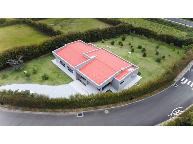 Casa de 2 alcobas en venta en Llano Grande, Rionegro, 1918 m² · foto 8 de 24