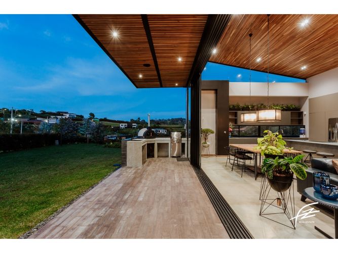 Casa de 3 alcobas en venta en Las Palmas, Envigado, 348 m² · foto 7 de 17
