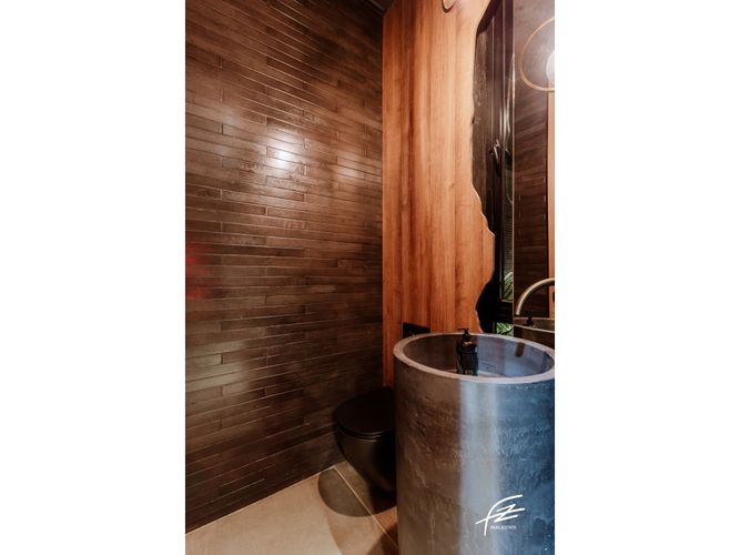 Casa de 3 alcobas en venta en Las Palmas, Envigado, 348 m² · foto 12 de 17