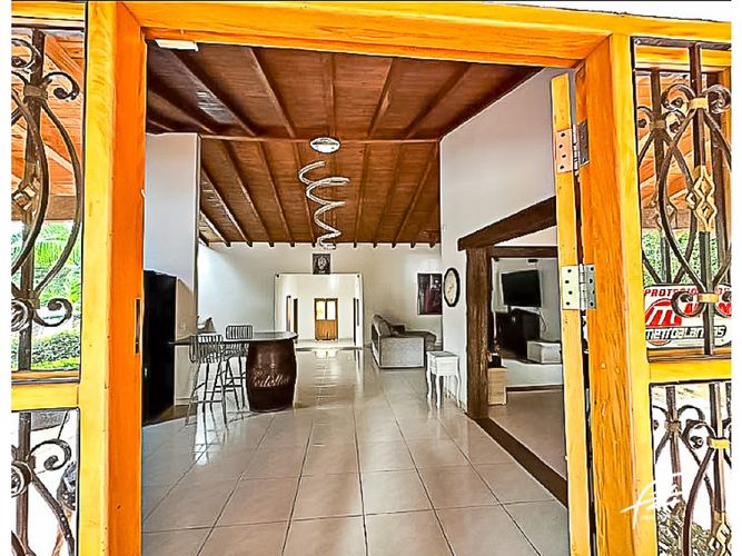 Finca en venta en El Carmen De Viboral, El Carmen de Viboral, 1000 m² · foto 6 de 24
