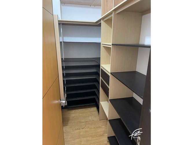 Casa de 4 alcobas en venta en San Marcos, Envigado, 331 m² · foto 10 de 22